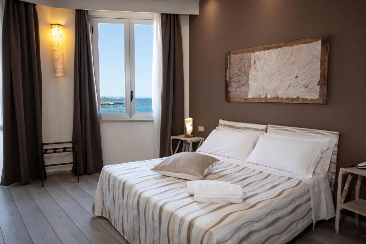 Hotel Tirreno Эриче Экстерьер фото