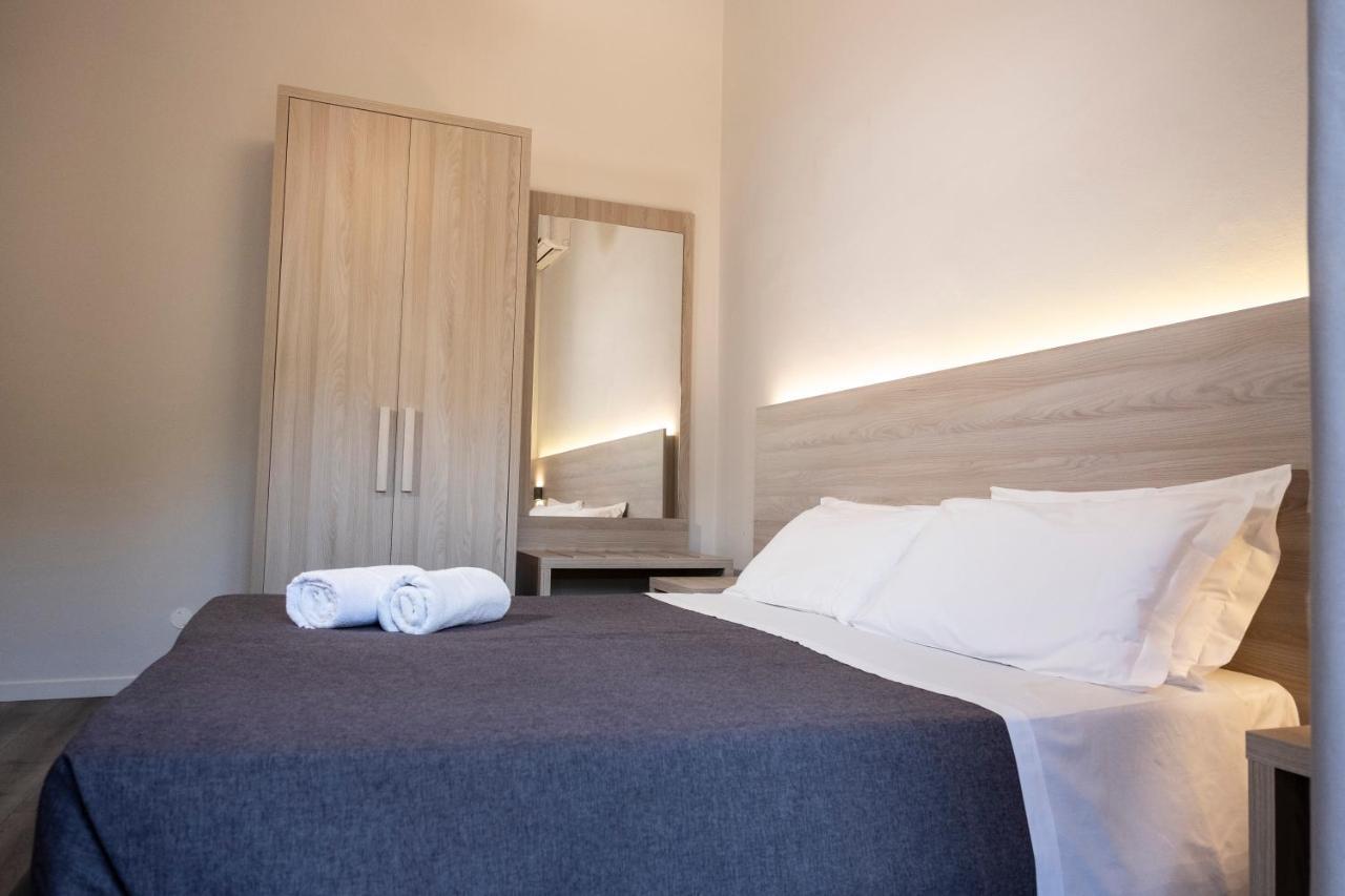Hotel Tirreno Эриче Экстерьер фото