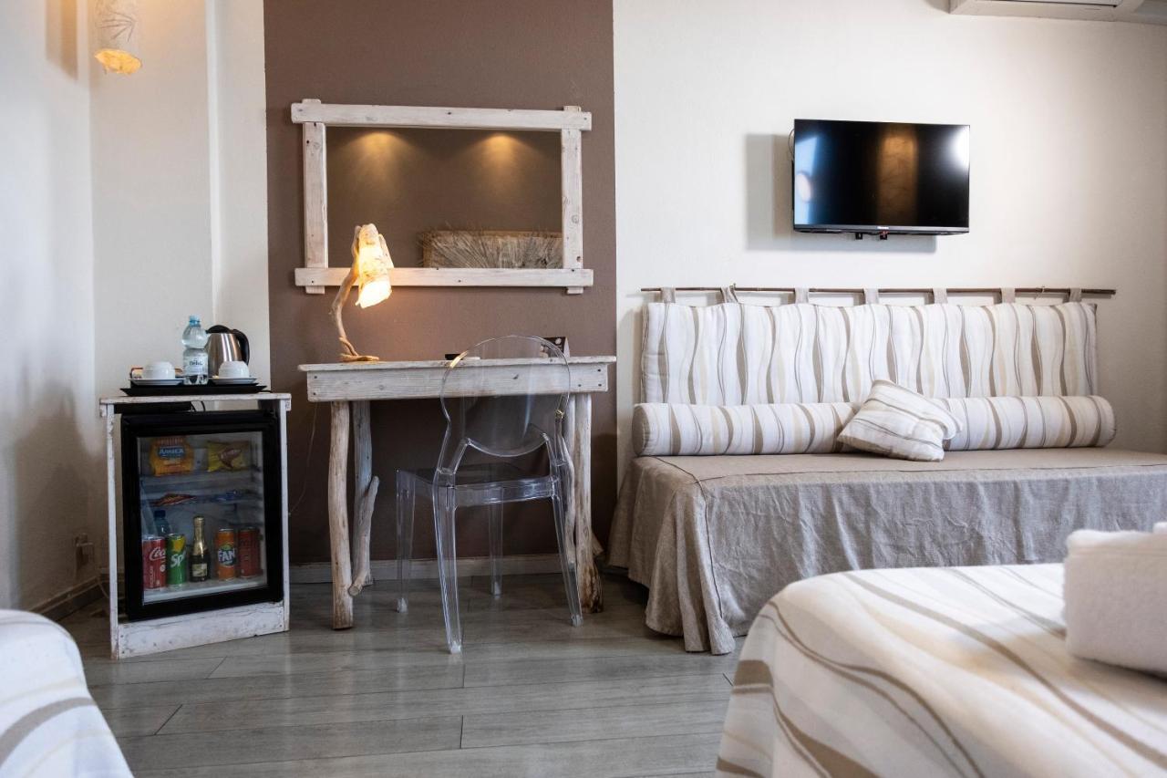 Hotel Tirreno Эриче Экстерьер фото